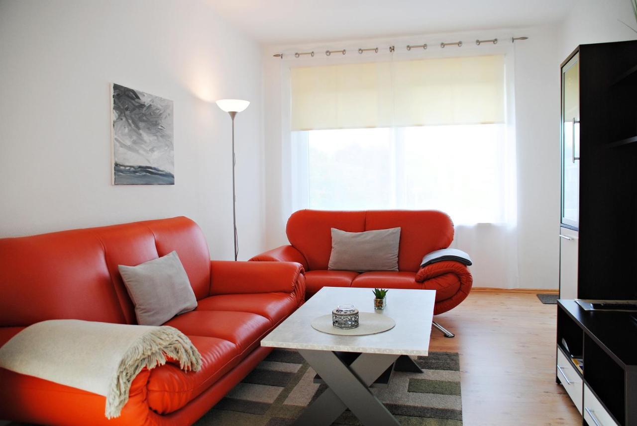 Appartementanlage-Ferienwohnungen Weisse Moewe 사스니츠 외부 사진