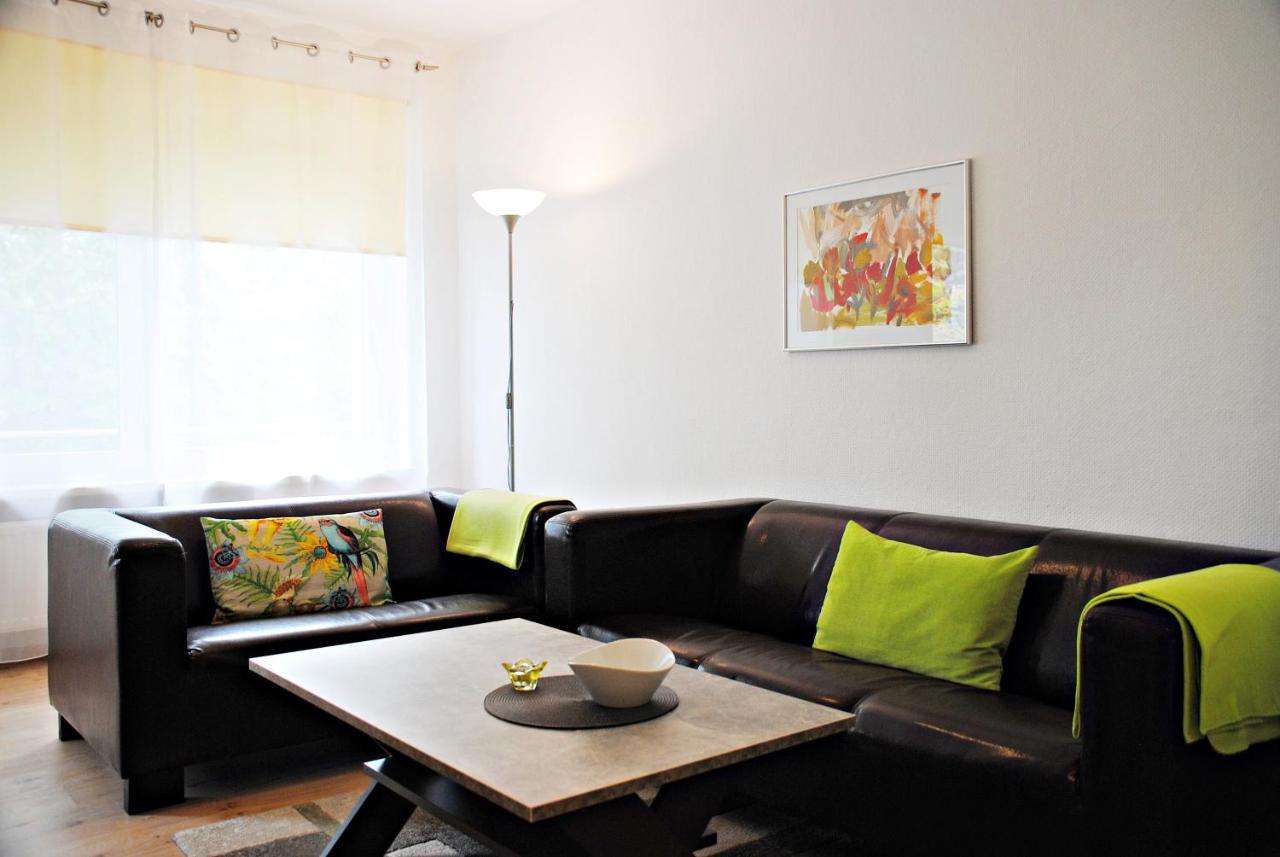 Appartementanlage-Ferienwohnungen Weisse Moewe 사스니츠 외부 사진