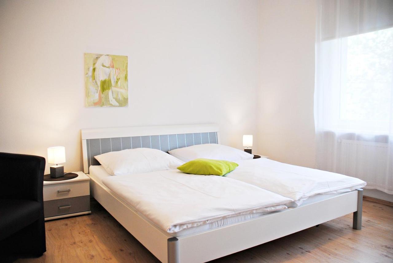 Appartementanlage-Ferienwohnungen Weisse Moewe 사스니츠 외부 사진