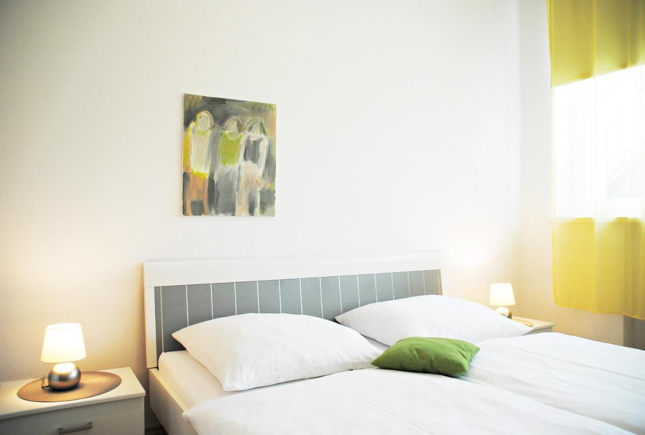 Appartementanlage-Ferienwohnungen Weisse Moewe 사스니츠 외부 사진