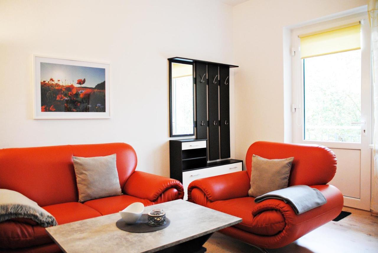 Appartementanlage-Ferienwohnungen Weisse Moewe 사스니츠 외부 사진